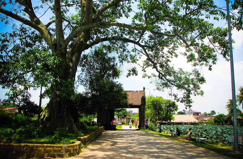 Duong Lam Ancient village, Hanoi